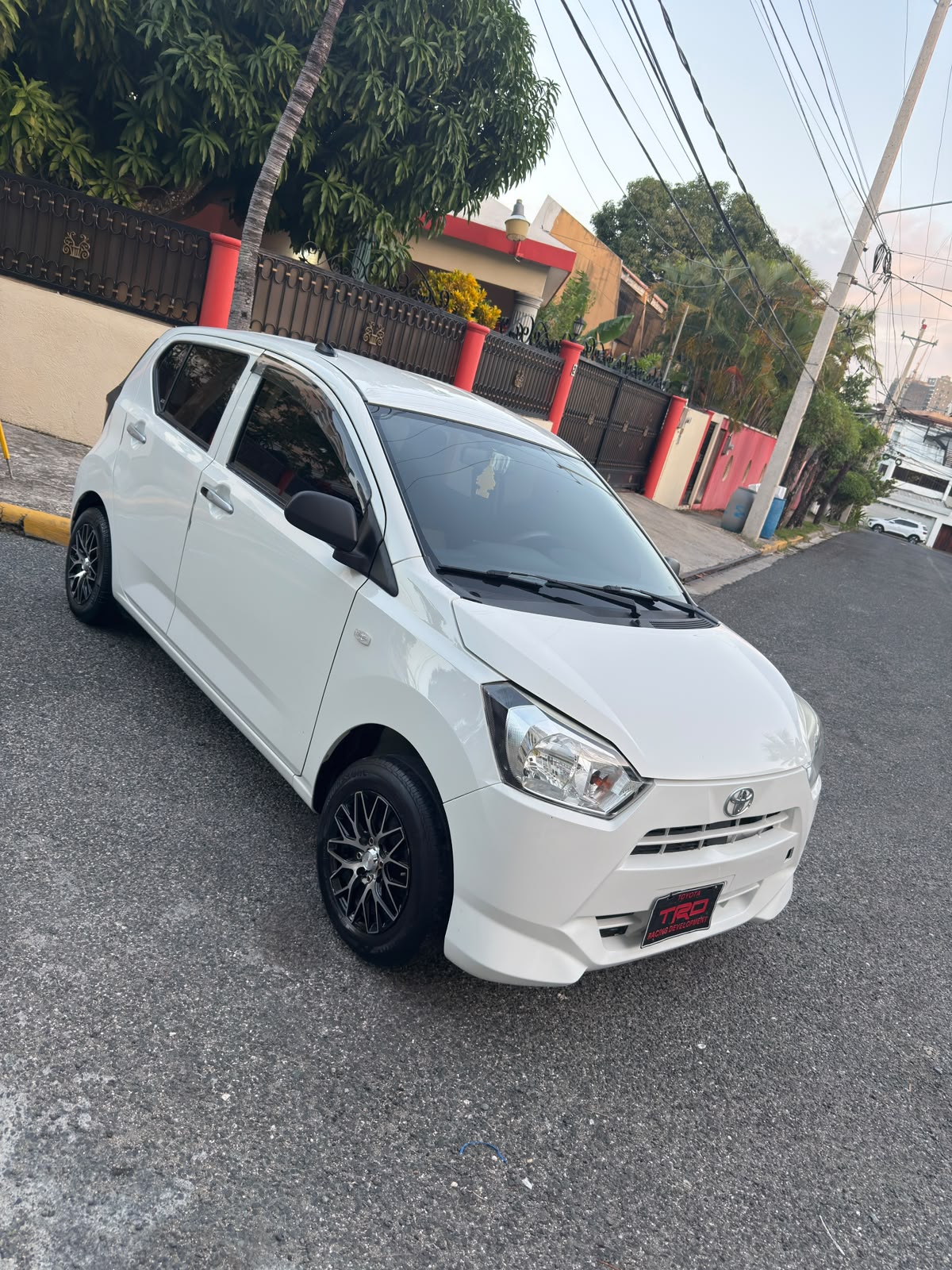 Toyot Pixis 2019